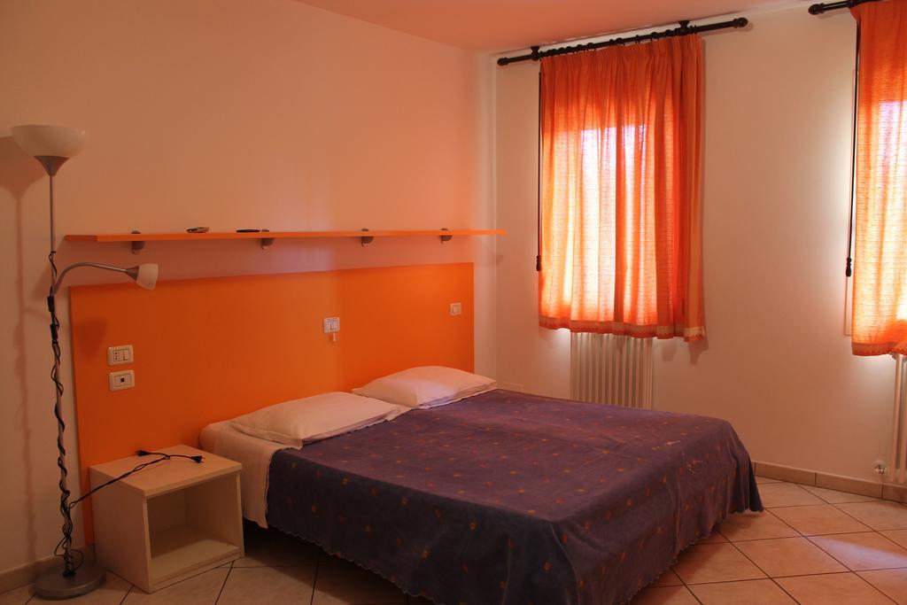 Agriturismo Le Casette Кастельветро-ди-Модена Номер фото